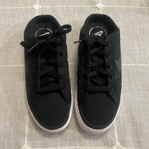 New Nike Court Legacy Mule shoes